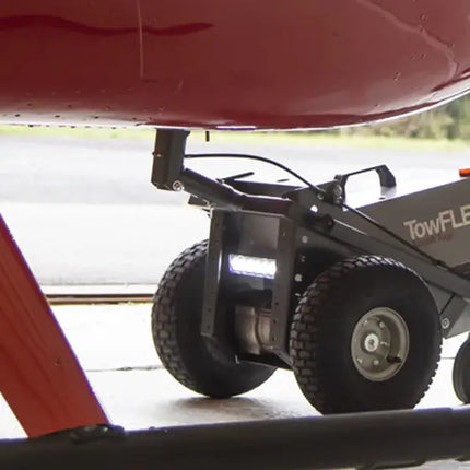 TowFLEXX 2.2 für Robinson an der Aufnahmekugel des Helikopters